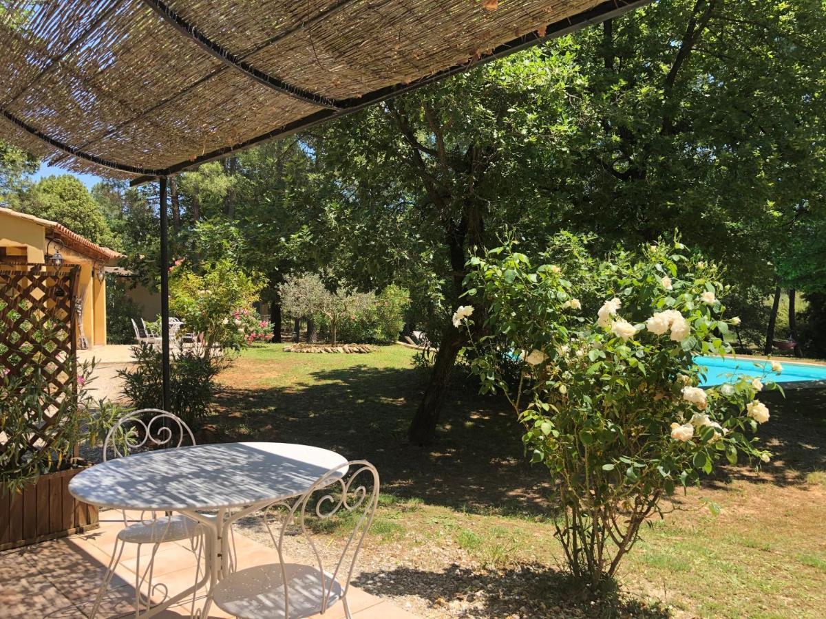 Le Clos Des Cigales Roussillon (Vaucluse) Exterior foto