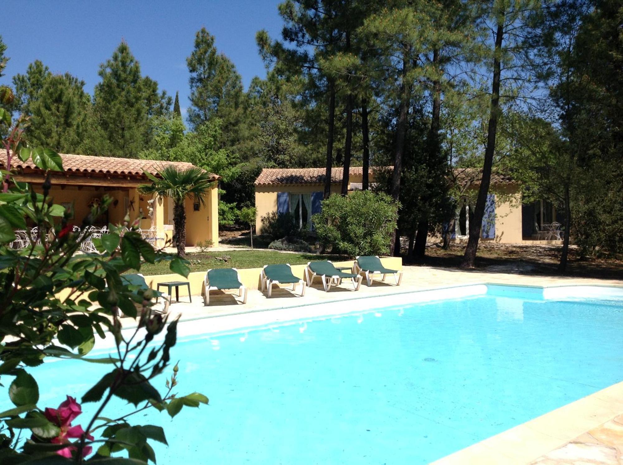 Le Clos Des Cigales Roussillon (Vaucluse) Quarto foto