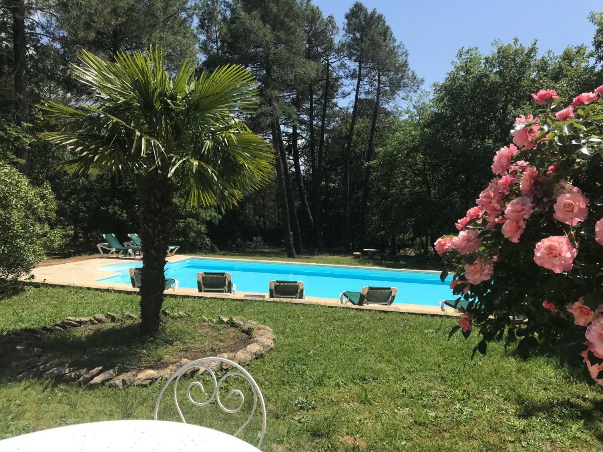 Le Clos Des Cigales Roussillon (Vaucluse) Exterior foto