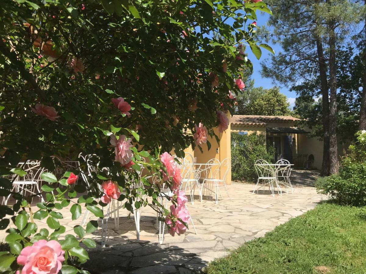 Le Clos Des Cigales Roussillon (Vaucluse) Exterior foto